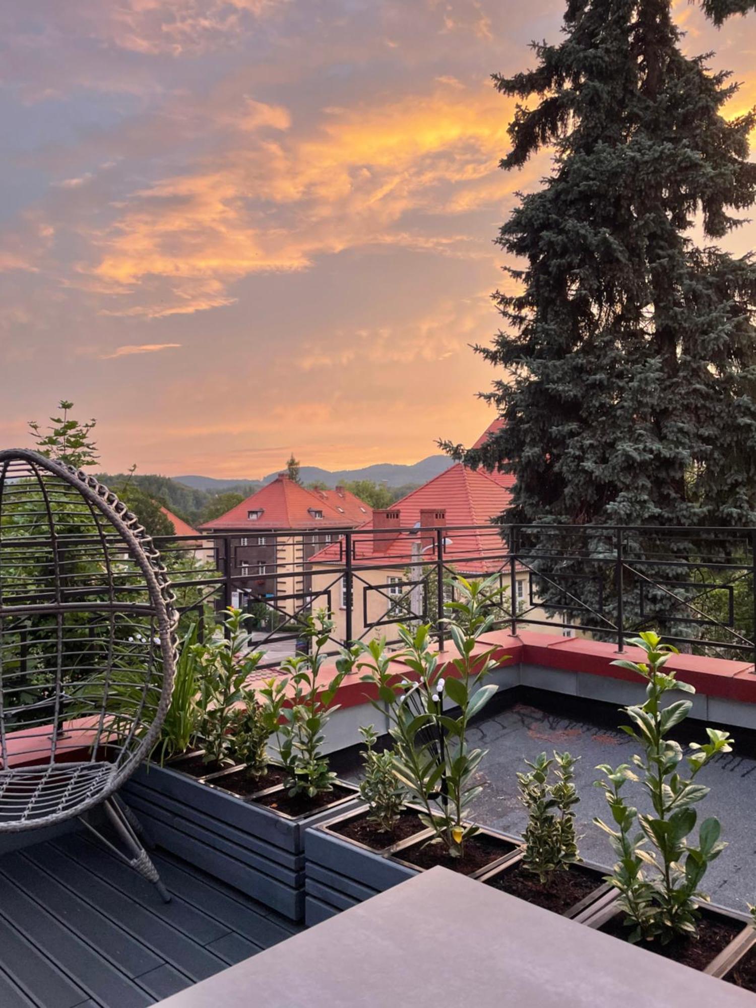 Ferienwohnung Szmaragdowa Sowa Waldenburg Exterior foto
