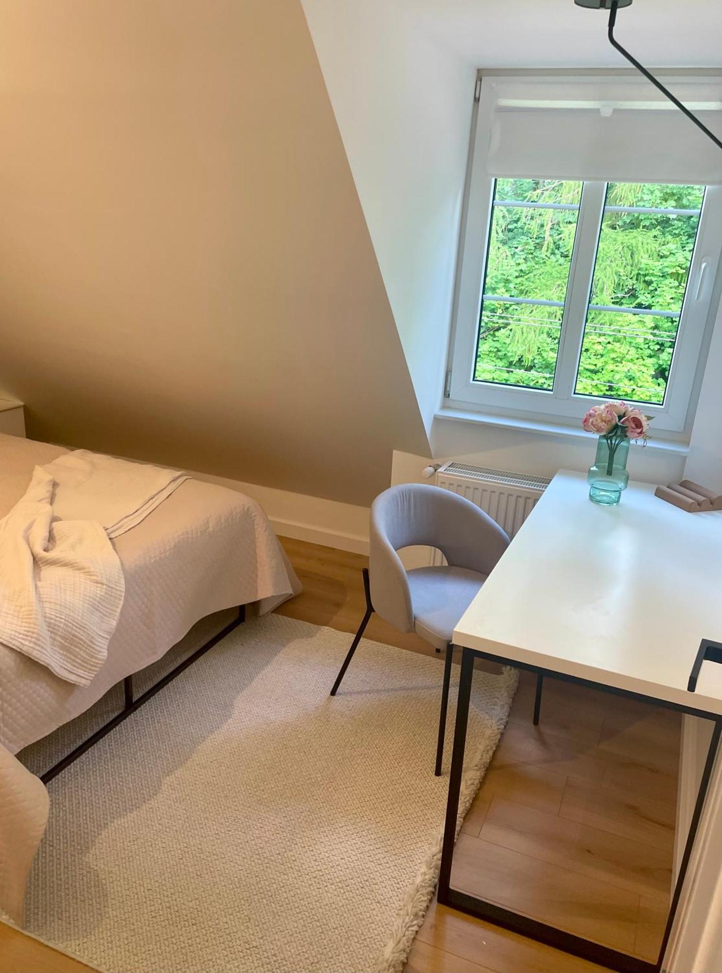 Ferienwohnung Szmaragdowa Sowa Waldenburg Exterior foto
